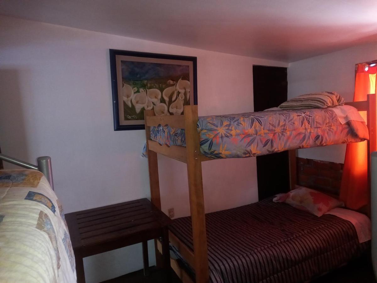Monkeywasi Climbing Hostel Huaraz  Exterior photo