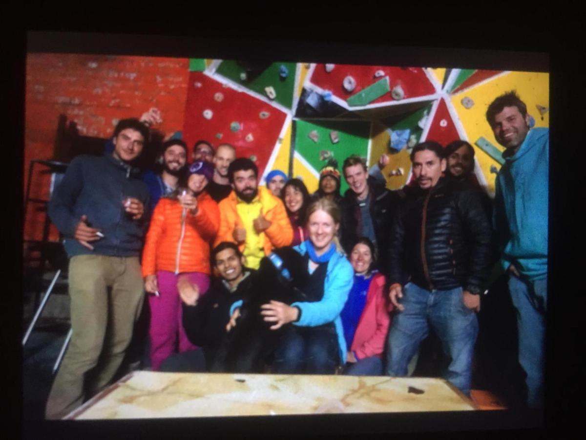 Monkeywasi Climbing Hostel Huaraz  Exterior photo